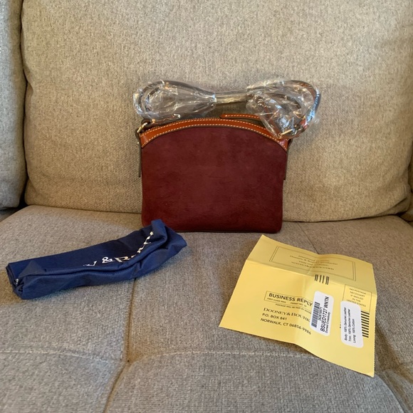 BNWOT- Dooney & Bourke Suede Domed Crossbody- Wine - Picture 2 of 7